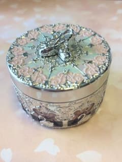 Flower knowsスワンバレエシリーズ ルースセッティングパウダー