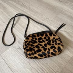 s*a様 GIANNI CHIARINI レオパード柄ショルダーバッグ　ミニバッのサムネイル
