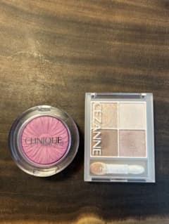 CLINIQUEパンジーポップ& CEZANNE ペールトーンアイシャドウ 01のサムネイル