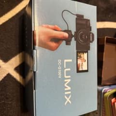 LUMIX DC-G100V 本体バッテリーSDカード256G - メルカリ