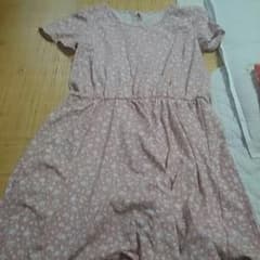 小さいお花がらのワンピース♡のサムネイル