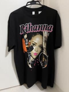 RiRi RIHANNA リアーナ　ラップTのサムネイル