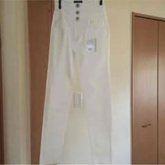 INGNI 白スキニー(新品タグ付き)のサムネイル