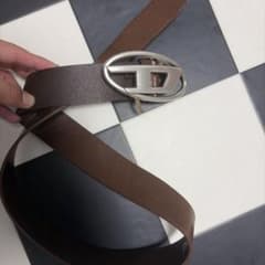 ヤ*ー様 DIESEL ブラウンレザーベルト オーバルバックル ヤ*ー様 DIESEL ブラウンレザーベルト オーバルバックル - メルカリ