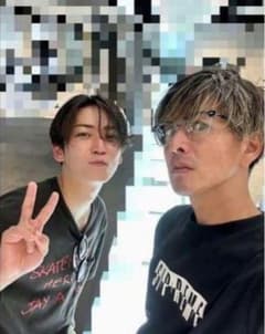 25FW Supreme Split Tee XXL 木村拓哉さん着のサムネイル
