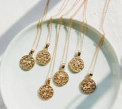 【新品・1点もの】ゴールド ネックレス 星座のサムネイル