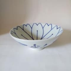 【夢工房】御下賜 菊御紋 松図 古伊万里 茶碗 文化文政　径10㎝　　H-491 夢工房御下賜 古伊万里 菊御紋章 唐獅子図 小茶碗 文化文政期