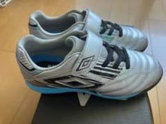 umbro JAXAコラボGAINA サッカーシューズのサムネイル