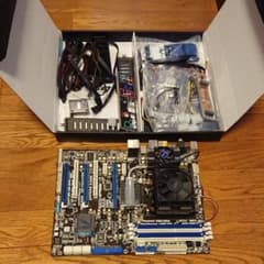 ASROCK 890FX Deluxe5☆マザーボードのサムネイル
