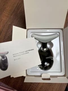 【新品未使用】美顔器 MGE-009 首元ケア LED 音波振動のサムネイル