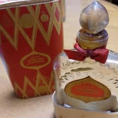 Духи Красная Москва 香水、赤いモスクワ - メルカリ