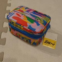 新品未使用タグ付き　メイクポーチのサムネイル
