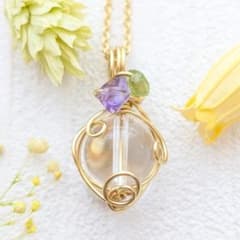 水晶 ネックレス ワイヤーラッピング 天然石 ペンダント ハンドメイドのサムネイル