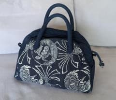 古布 藍染 手作り ハンドバッグ ヴィンテージ 37cm Indigo 菊紋 古布 藍染 手作り ハンドバッグ ヴィンテージ 37cm Indigo 菊紋 古布