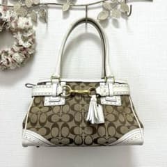 COACH コーチ シグネチャー トートバッグ　ベージュ　ホワイトのサムネイル