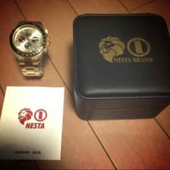 かずやん様専用 NESTA BRAND ゴールド 時計 難ありのサムネイル