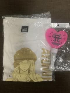 浜崎あゆみ 北京 Tシャツ ペンライト付き - メルカリ
