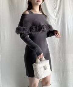 NOMAE ファーケープオフショルニットワンピース - メルカリ