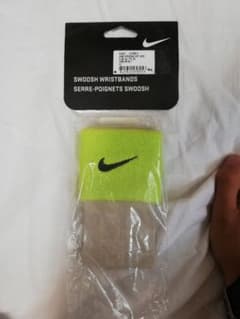 NIKE ナイキ リストバンドのサムネイル