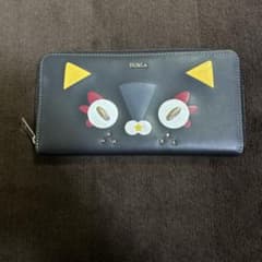 フルラ　財布のサムネイル