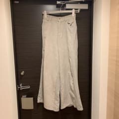 【美品】グレーのワイドパンツのサムネイル