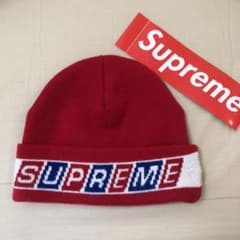 ニット帽　supreme ビーニー　ステッカー付きのサムネイル