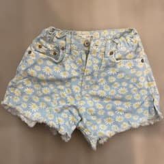ZARA デイジー柄 ショートパンツ 9歳のサムネイル
