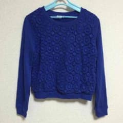 美品♡花柄のトレーナー♡のサムネイル