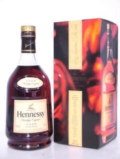 【L2】ヘネシーVSOP プリヴィレッジ 旧ボトル 正規品 箱付 700mnl L2】ヘネシーVSOP プリヴィレッジ 旧ボトル 正規品 箱付 700mnl - メルカリ