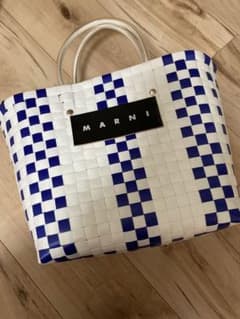 MARNI  マーケットのサムネイル