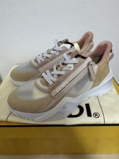 FENDI フェンディ FLOW スニーカー レディース 38サイズ 正規品 - メルカリ
