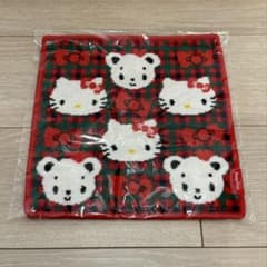 familiar × Hello Kitty ハンカチ - メルカリ