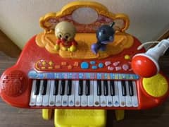 アンパンマン　ピアノのサムネイル