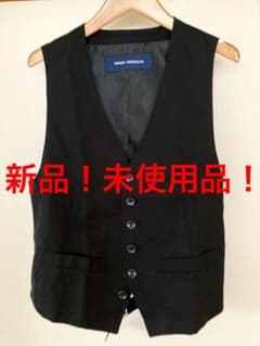 新品!未使用品 アーバンリサーチ コットンリネン ブラックジレ ベストのサムネイル
