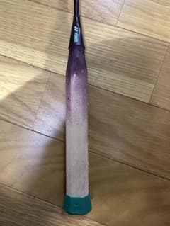 【ジャンク品】ヨネックス アストロクス100ZZ 3UG5 ヒビ・割れあり ヨネックス アストロクス100ZZ 3U5 右下にヒビあり - メルカリ