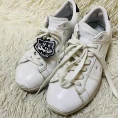 【未使用】オニツカタイガーLAWNSHIP3.0 レザースニーカー白23.5cm オニツカタイガー スニーカー LAWNSHIP PF 23.5 レザー ホワイト