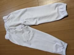 イグニオ　パンツ　Sサイズのサムネイル