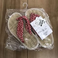 西松屋　草履風サンダルのサムネイル