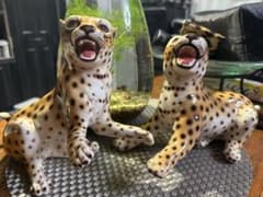 チーター 豹　ヒョウ陶器製 置物 2体セット チーター 豹 ヒョウ陶器製 置物 2体セット - メルカリ