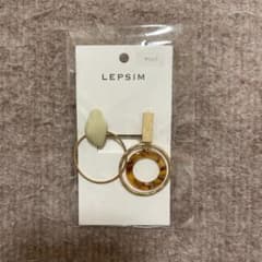 a-jw様専用　LEPSIM イヤリングのサムネイル