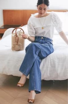 完売品！SEVENTEN デニムのサムネイル