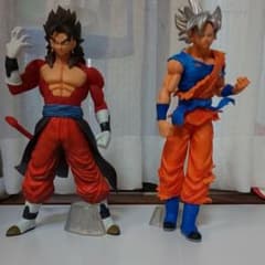 ドラゴンボールフィギュア 孫悟空 ベジットのサムネイル