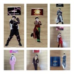 【ゆろ様専用】アクスタ7種まとめ売りのサムネイル