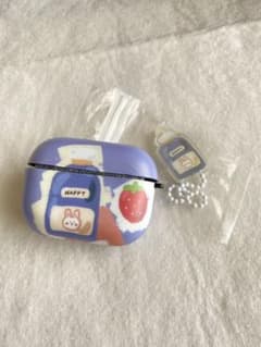 AirPods pro ケースのサムネイル
