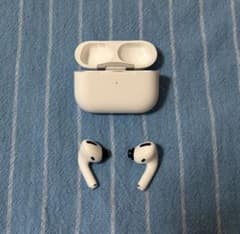 AirPods Pro 本体 充電ケース付き　第一世代のサムネイル