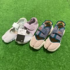 Nike エアリフト　アクアリフト　2足セット　レディースのサムネイル