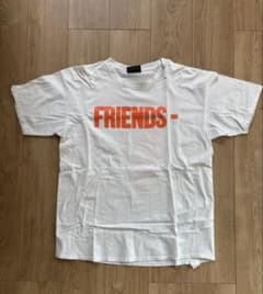 Vlone FRIENDS ロゴ　Ｔシャツ　XL 最終値下げ！のサムネイル