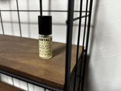 F*E様 LE LABO SANTAL 33 オードパルファム 5ml サンタルのサムネイル