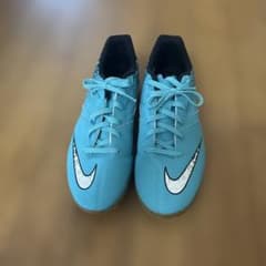 Nikeナイキ　Bomba ボンバ　シューズ　サイズ　24 Nikeナイキ Bomba ボンバ シューズ サイズ 24 - メルカリ