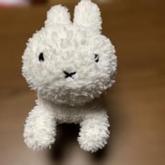 Sekiguchi ミッフィー 寝そべり　ぬいぐるみ ホワイトのサムネイル